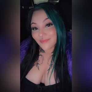 Meet your Posher, Anessah